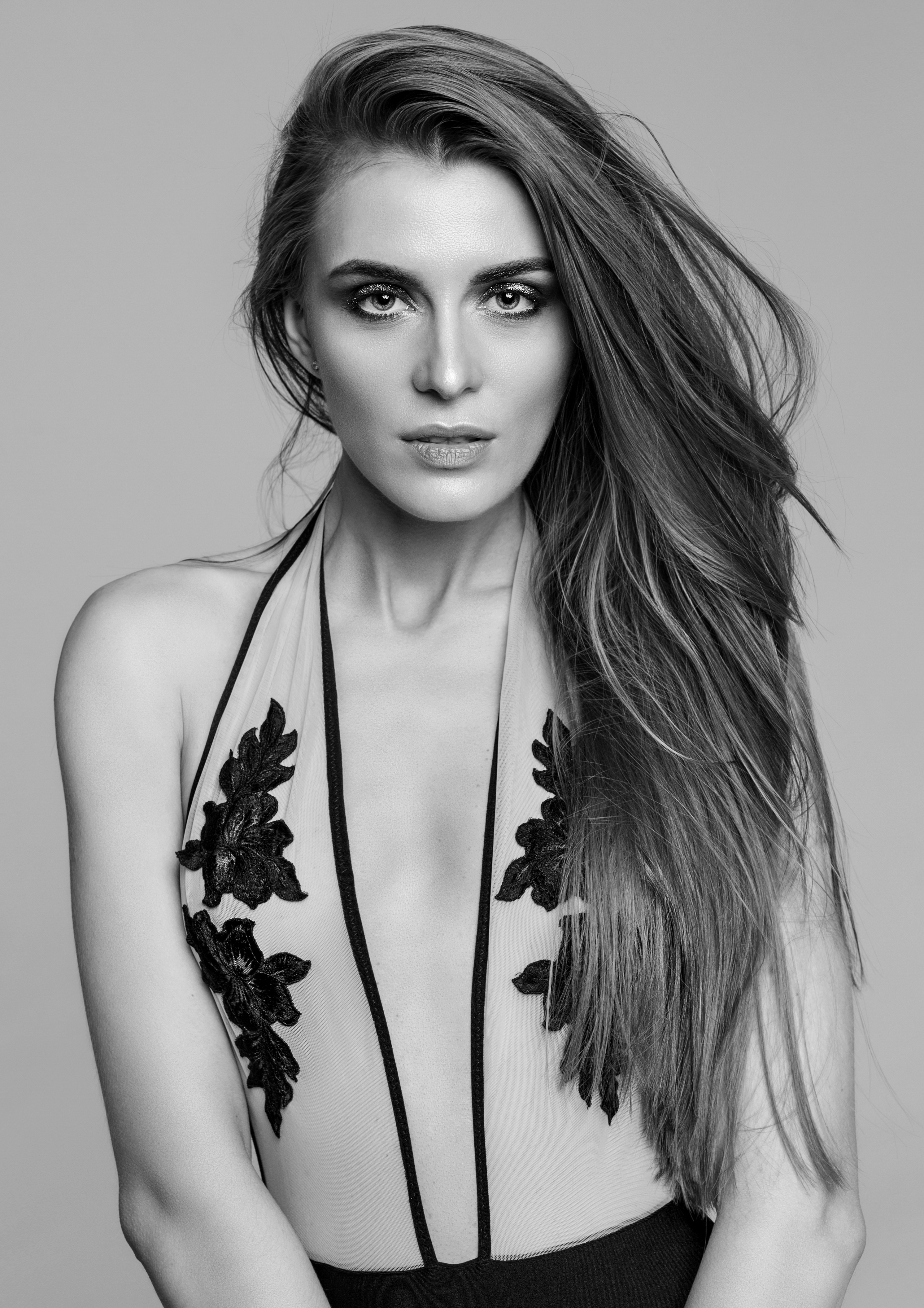 Alyona Savisko is a professional model