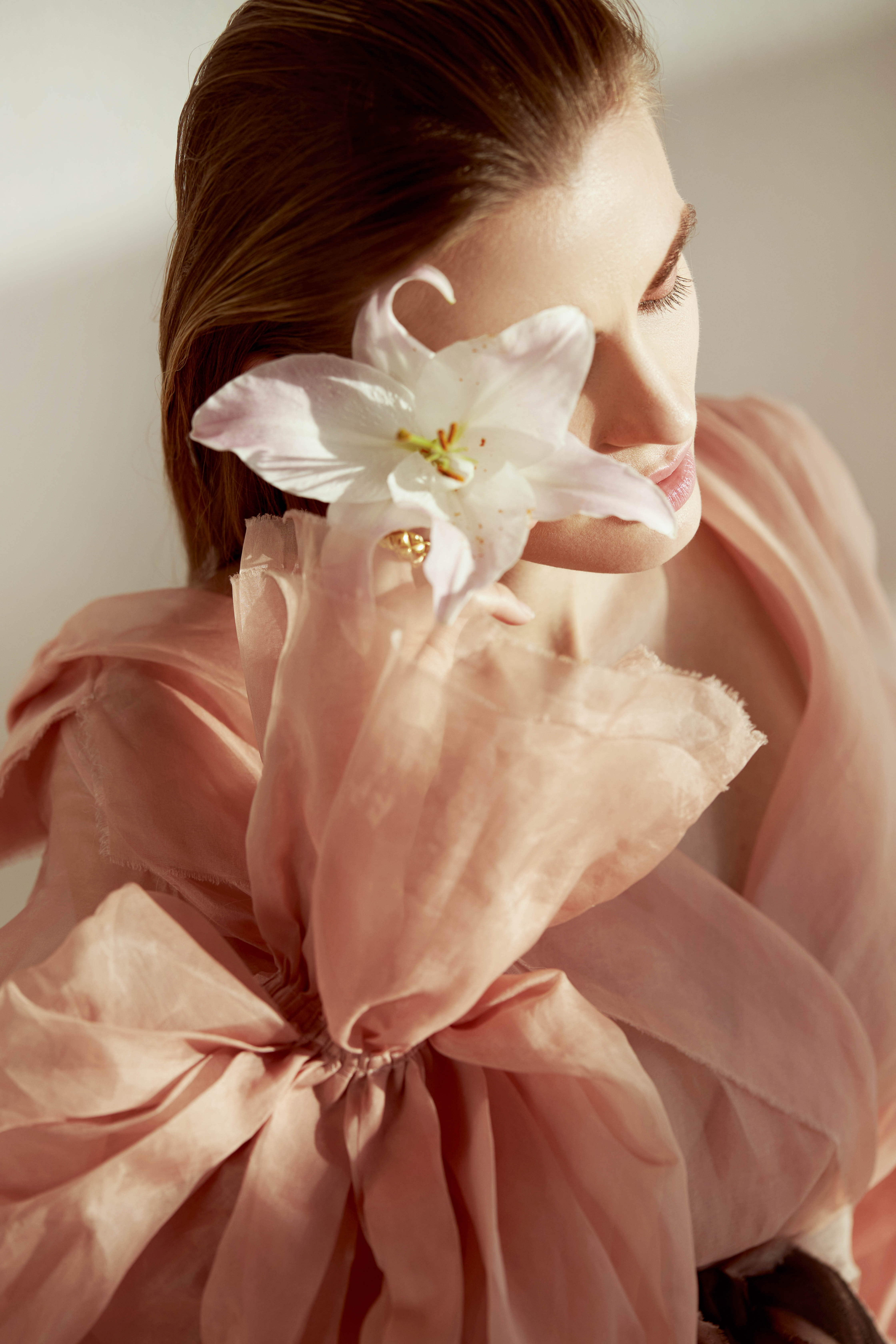 Alyona Savisko is a professional model
